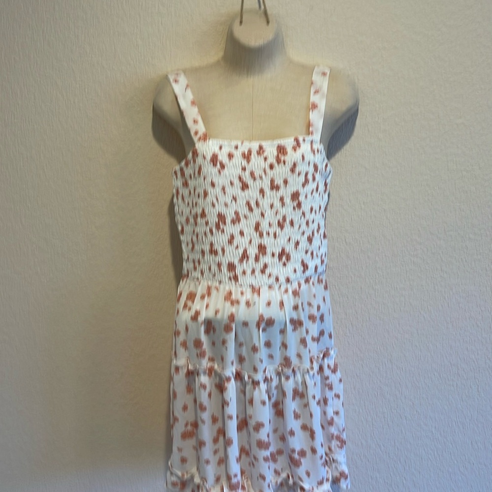 Dress - Picture 1 of 8
